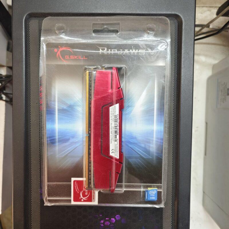 GSKILL Ripjaws V 8GB DDR4 3600mhz CL19 RAM- 1.35V F4-3600C19S-8GVRB