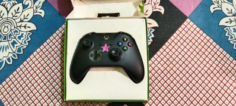 X box One S with GTA 5+2 game discs - Image 4