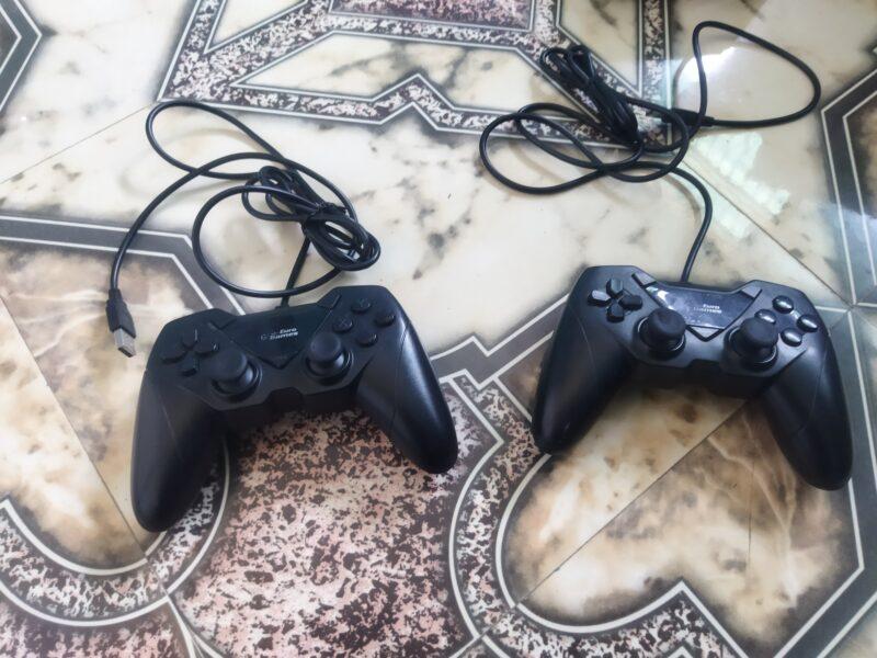 Two Controller RPM Euro Games PC Controller Gamepad