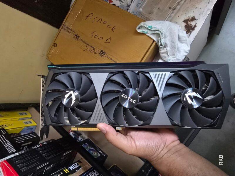Zotac RTX3080 AMP HOLOBLACK