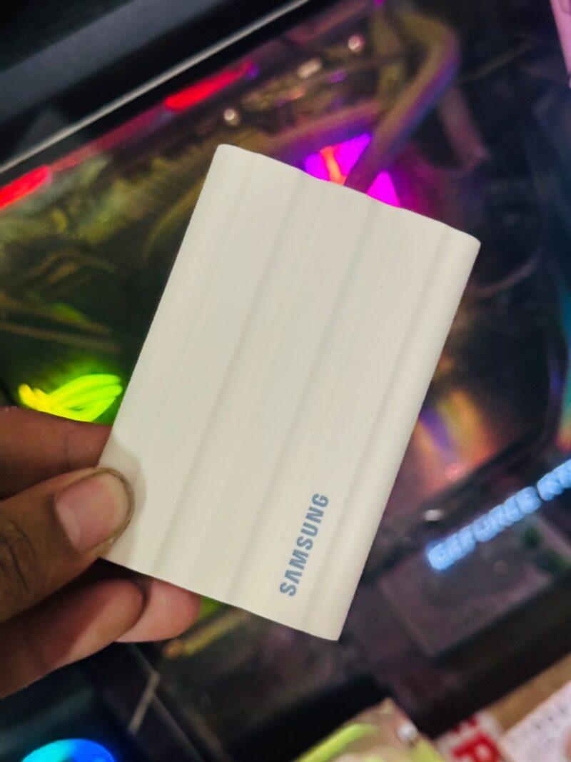 Samsung T7 Shield 1TB