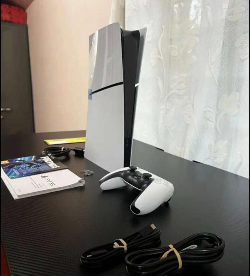 Ps5 Slim Digital Edition with 2 controller