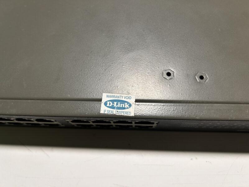 D-link des-1016d 16 port 10/100Mbps Desktop Switch - Image 5