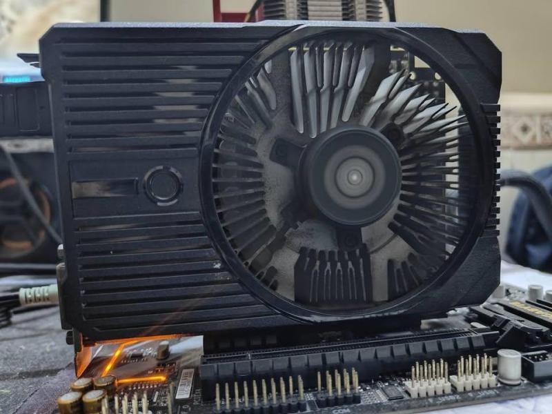 Zotac GTX 1050 2gb DDR5