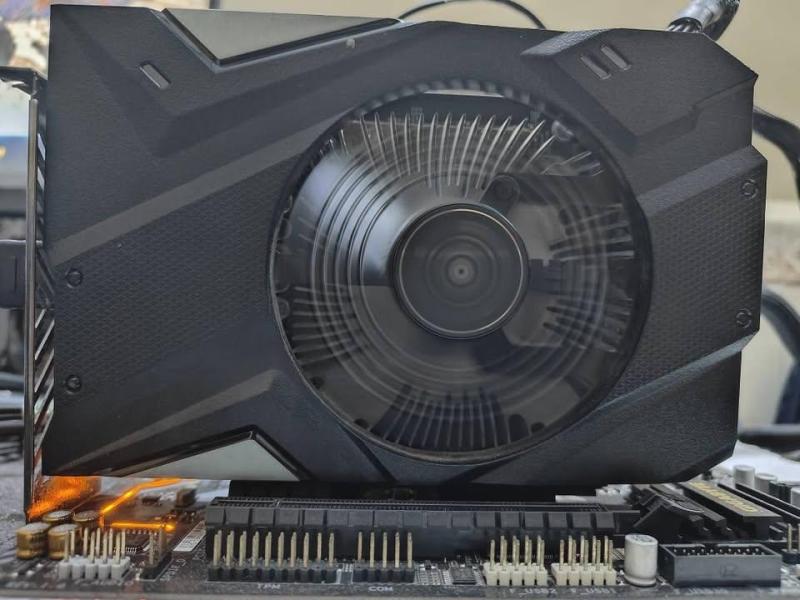 Gigabyte GTX 1650 6gb DDR6