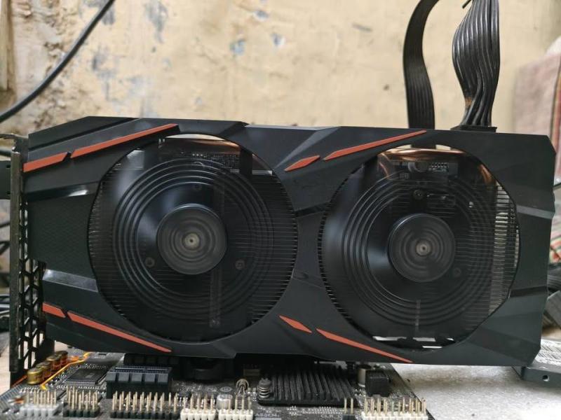 Gigabyte RX 580 8gb DDR5